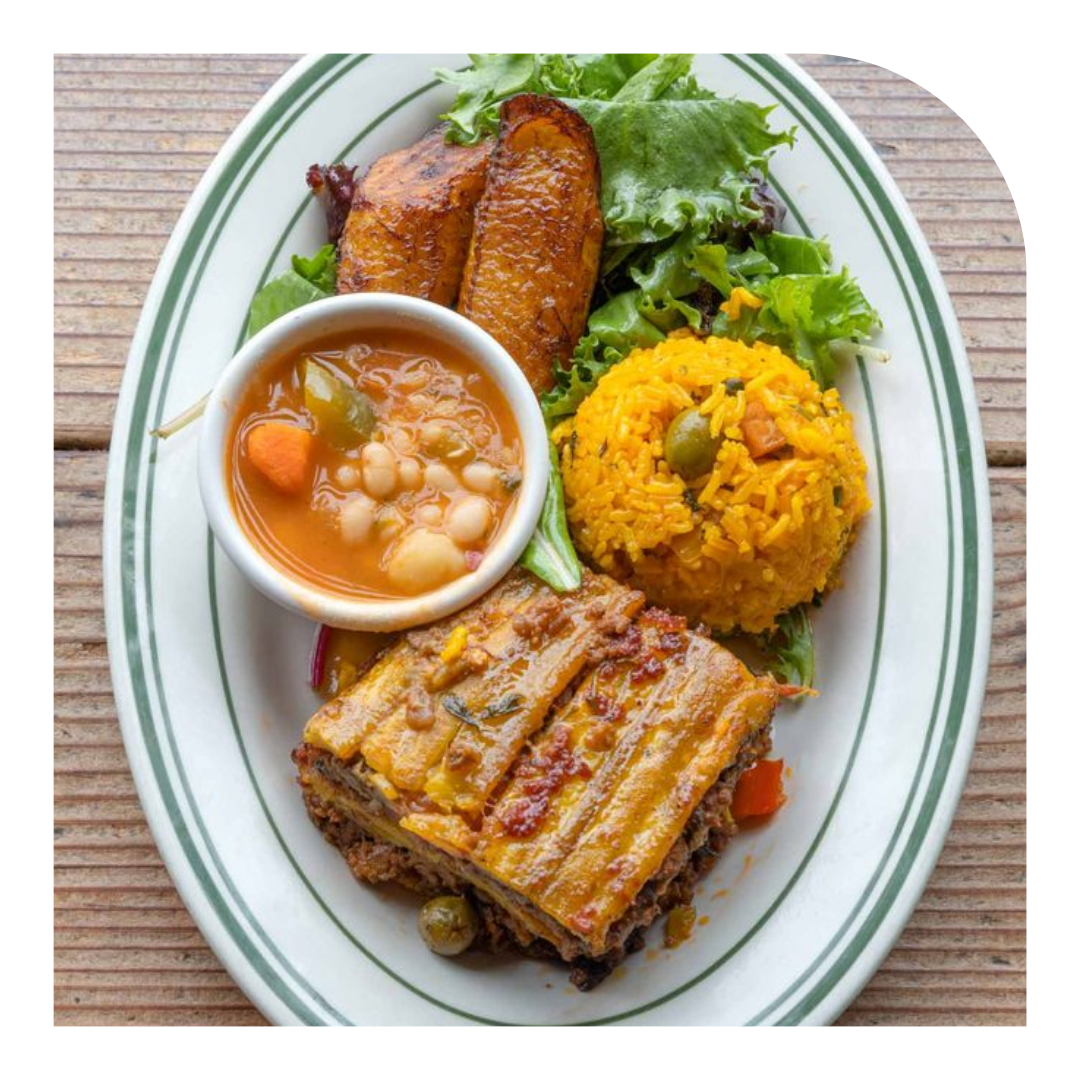 overhead photo of a plate of Puerto Rican food