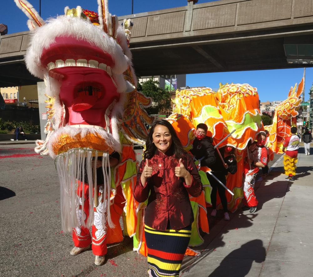 City Administrator Chu with Dragon Dancers