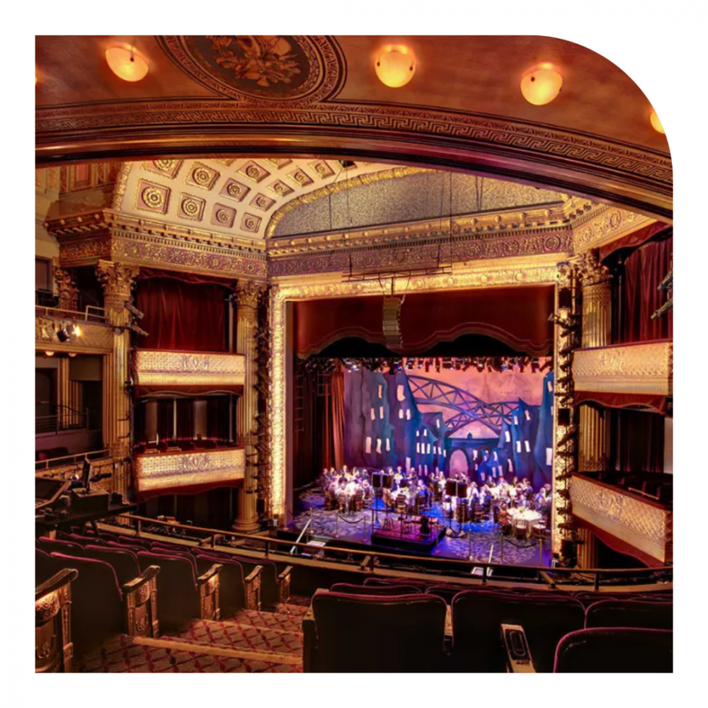 photo of the inside of Geary Theatre